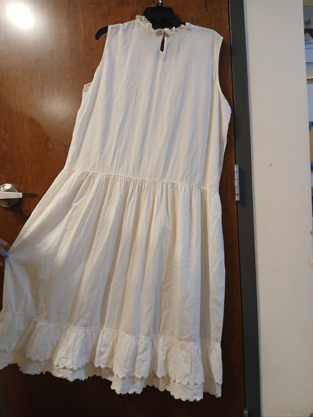 NWOT/ cream sleeveless eyelet maxi dress - Picture 7 of 8